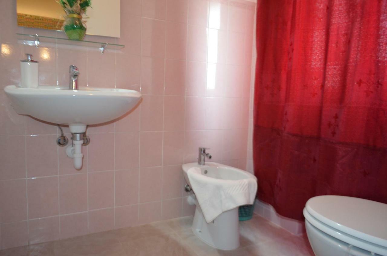 Casa Confort Mestre Luaran gambar